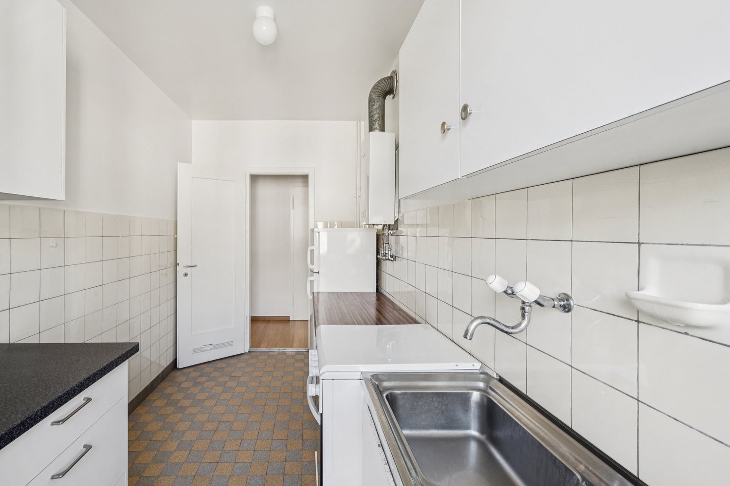 2 rooms apartment, photo 1 of 8