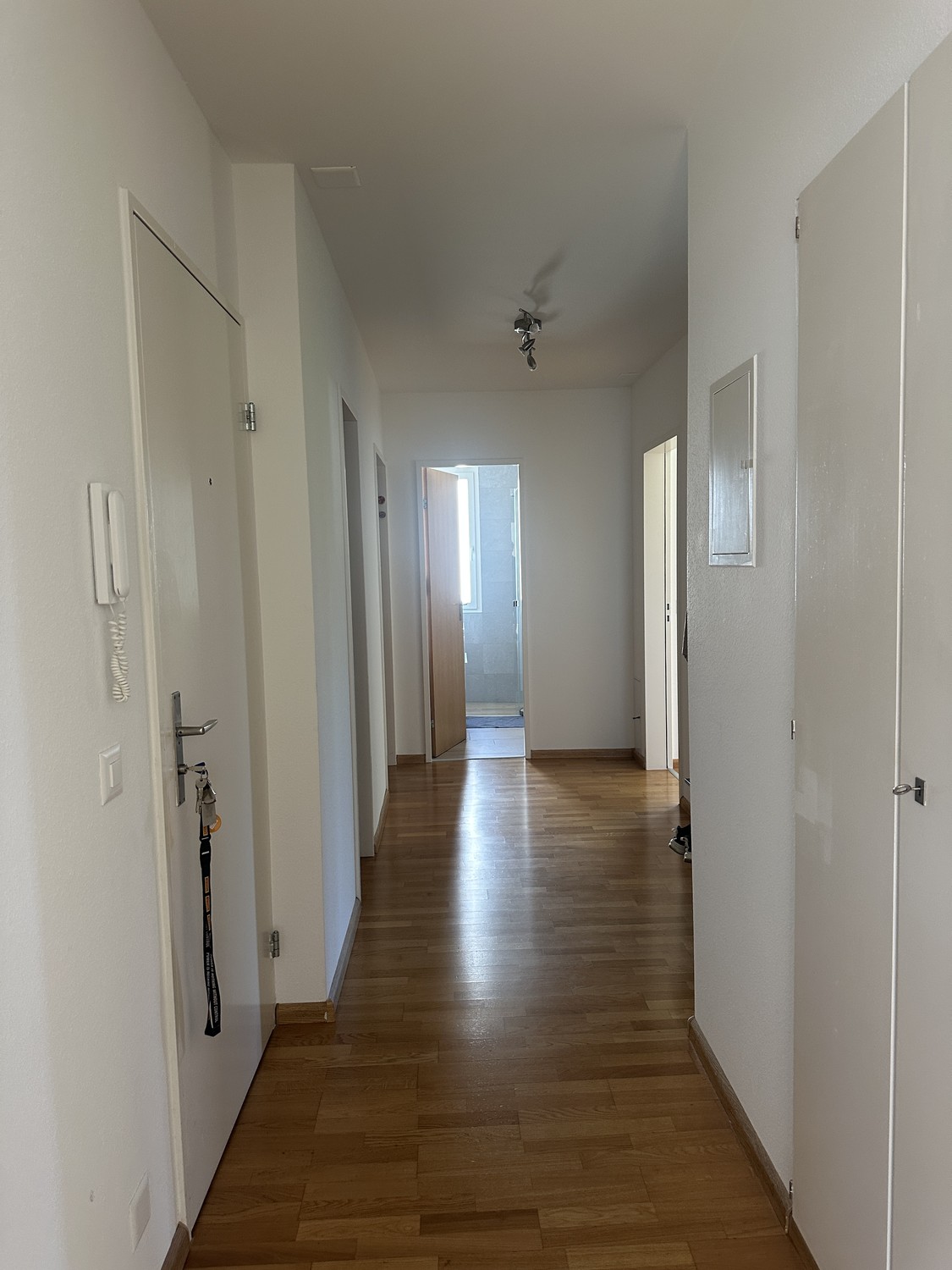 4 rooms apartment, photo 4 of 10