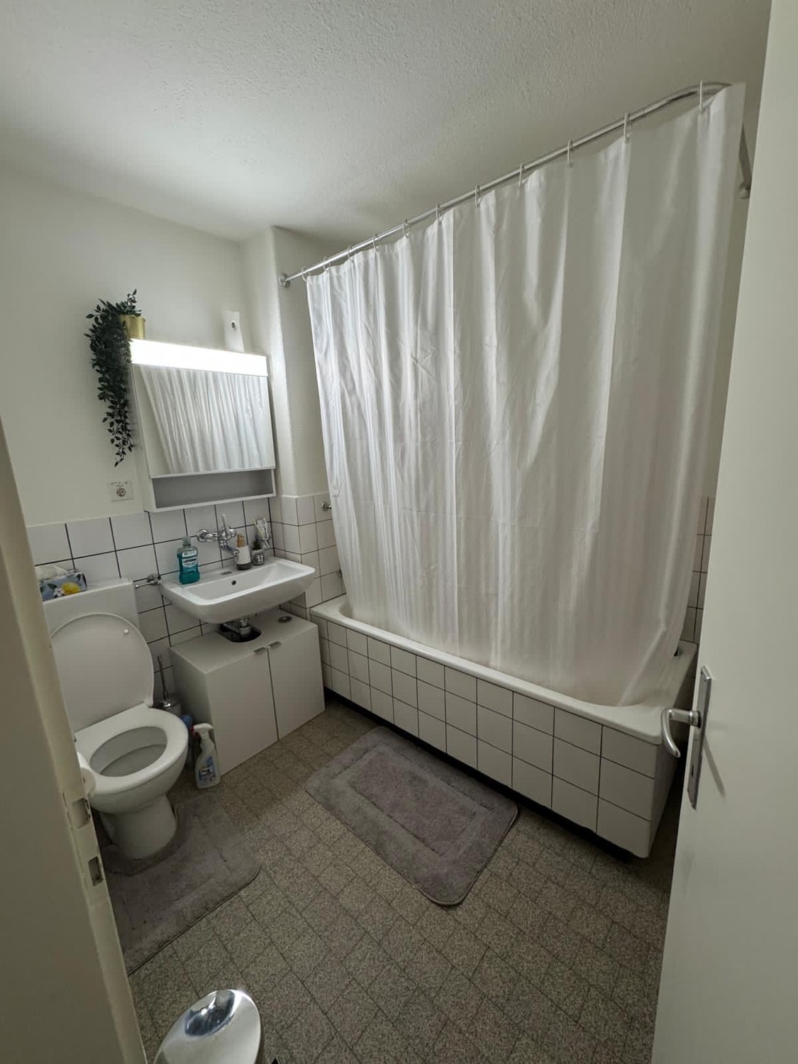 Room in a shared flat, photo 4 sur 4